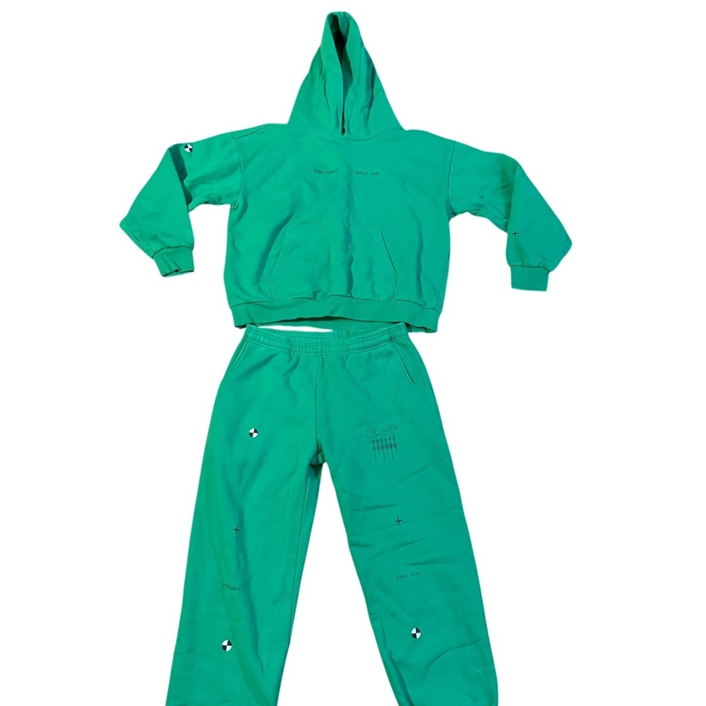 Beyoncé Renaissance World Tour Green Hoodie & Sweatpants Set Size XL